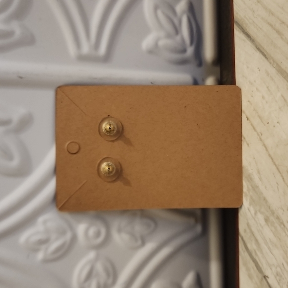 3 for $15 - Fun Goldtone Oblong Earrings - Picture 4 of 4